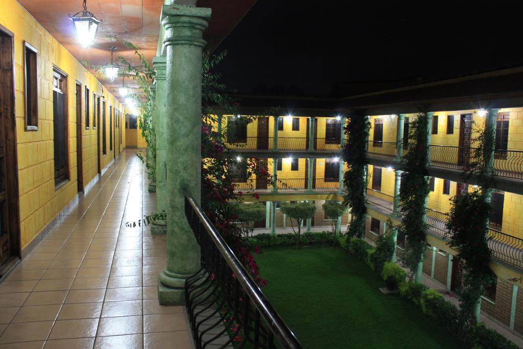 Hotel אואקסטפק מראה חיצוני תמונה